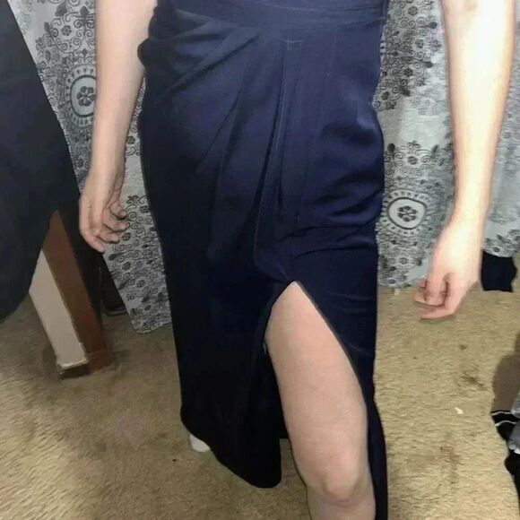 V Neck Long Dress With Wrap Front And Leg Slit, Like New - Picture 7 of 12
